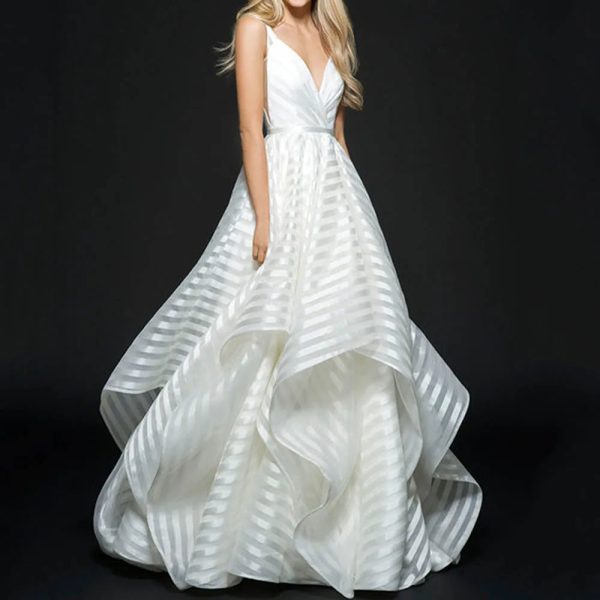 Backless Lace Mid-waist Small Tail Beautiful Light Luxury White Small Fresh Simple Wedding Dress